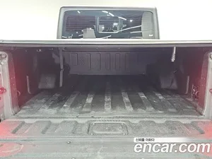 Jeep Gladiator, 2023 — миниатюра 20