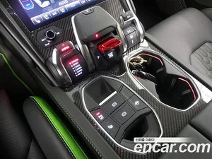 Lamborghini Urus, 2024 — миниатюра 6