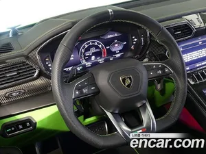 Lamborghini Urus, 2024 — миниатюра 12