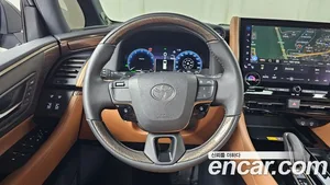 Toyota Alphard, 2025 — миниатюра 18