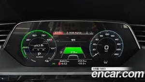 Audi e-tron, 2021 — миниатюра 11