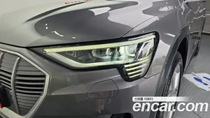 Audi e-tron, 2021 — миниатюра 8