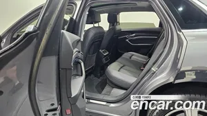 Audi e-tron, 2021 — миниатюра 16