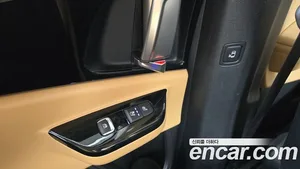 Kia Carnival, 2023 — миниатюра 24