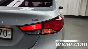 Hyundai Avante, 2015 — миниатюра 9