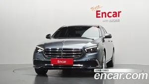 Mercedes-Benz E-Class, 2022 — миниатюра 3