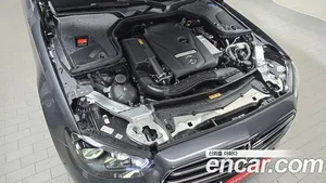 Mercedes-Benz E-Class, 2022 — миниатюра 6