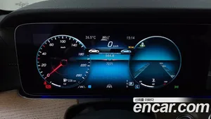 Mercedes-Benz E-Class, 2022 — миниатюра 11