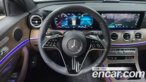 Mercedes-Benz E-Class, 2022 — миниатюра 18