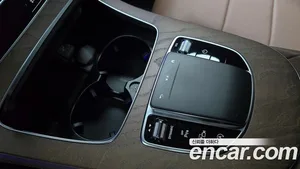 Mercedes-Benz E-Class, 2022 — миниатюра 24
