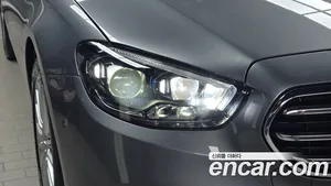 Mercedes-Benz E-Class, 2022 — миниатюра 8