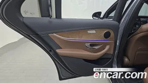 Mercedes-Benz E-Class, 2022 — миниатюра 15