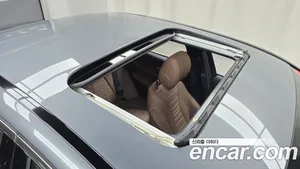 Mercedes-Benz E-Class, 2022 — миниатюра 29