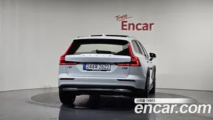 Volvo V60, 2024 — миниатюра 4