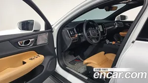 Volvo V60, 2024 — миниатюра 13