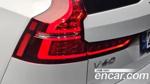 Volvo V60, 2024 — миниатюра 9
