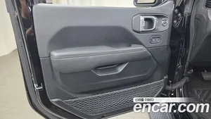 Jeep Wrangler, 2021 — миниатюра 14