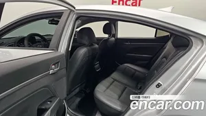 Hyundai Avante, 2017 — миниатюра 11