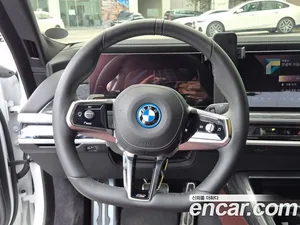 BMW i7, 2024 — миниатюра 18