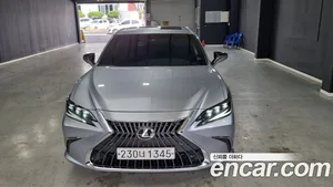 Lexus ES, 2023 — миниатюра 1
