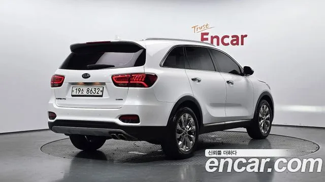 Kia Sorento, 2017 — фото автомобиля из Кореи