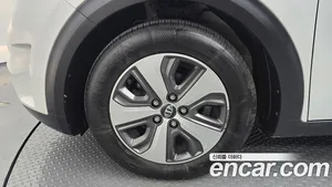 Kia Niro, 2016 — миниатюра 5