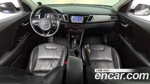 Kia Niro, 2016 — миниатюра 10