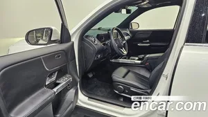 Mercedes-Benz GLB-Class, 2022 — миниатюра 13