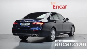 Mercedes-Benz E-Class, 2022 — миниатюра 2