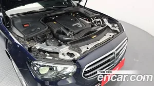 Mercedes-Benz E-Class, 2022 — миниатюра 6