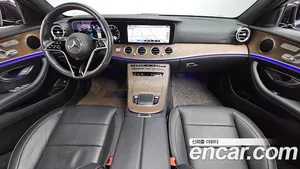 Mercedes-Benz E-Class, 2022 — миниатюра 7