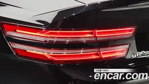 Genesis G80, 2022 — миниатюра 9