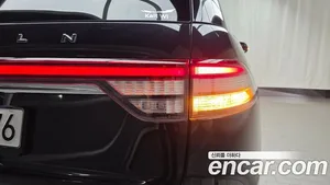 Lincoln Aviator, 2023 — миниатюра 9