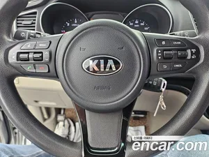 Kia Carnival, 2015 — миниатюра 16