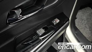 KGM Korando, 2022 — миниатюра 17
