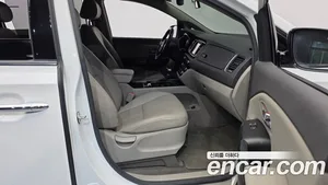 Kia Carnival, 2016 — миниатюра 11