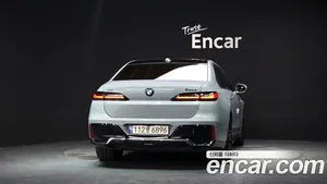 BMW 7-Series, 2023 — миниатюра 4
