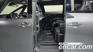 Toyota Alphard, 2025 — миниатюра 17
