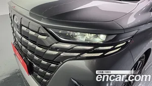 Toyota Alphard, 2025 — миниатюра 8