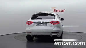 Maserati Levante, 2017 — миниатюра 4