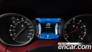 Maserati Levante, 2017 — миниатюра 8