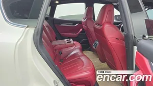 Maserati Levante, 2017 — миниатюра 11