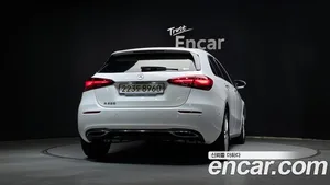 Mercedes-Benz A-Class, 2023 — миниатюра 4