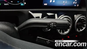 Mercedes-Benz A-Class, 2023 — миниатюра 12