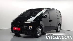 Hyundai Staria, 2023 — миниатюра 1