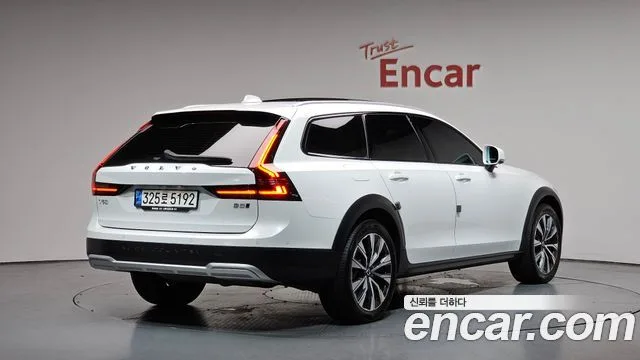 Volvo V90, 2021 — фото автомобиля из Кореи