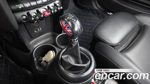 Mini Cooper Convertible, 2018 — миниатюра 9
