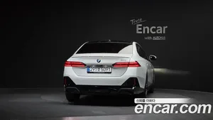 BMW 5-Series, 2025 — миниатюра 3