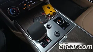 Land Rover Range Rover, 2023 — миниатюра 12
