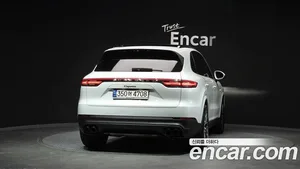 Porsche Cayenne, 2022 — миниатюра 4